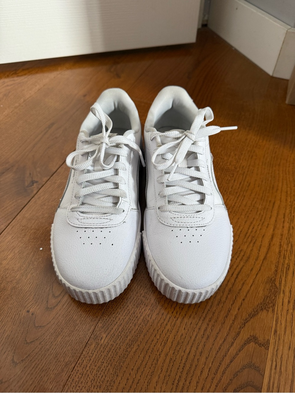 Puma White Women's Athletic Sneakers